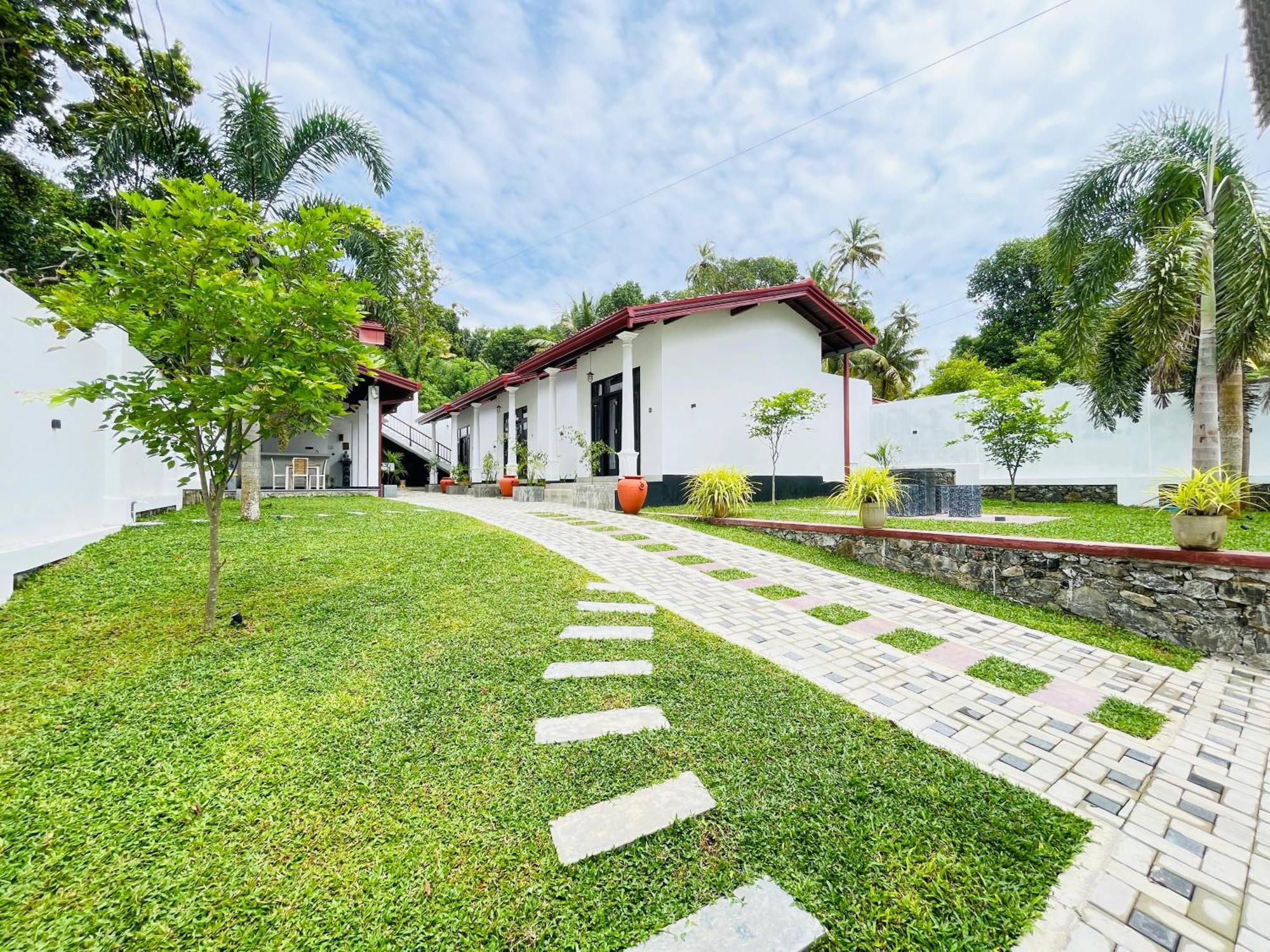 דיקוולה Thara Inn Villa מראה חיצוני תמונה
